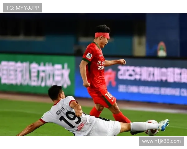 蓉城连胜三场小胜三镇领跑